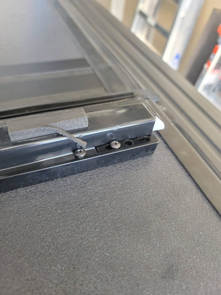 BakFlip MX4 Latch Replacement Parts