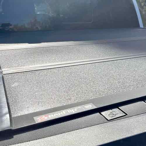 BakFlip MX4 vs Rough Country Tonneau Cover Comparison