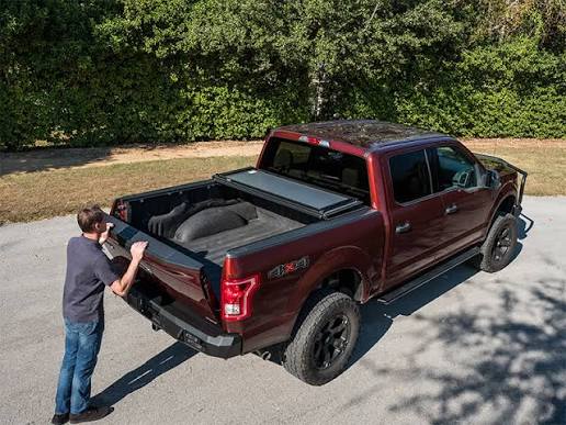 BakFlip MX4 vs LOMAX Tonneau Cover Comparison