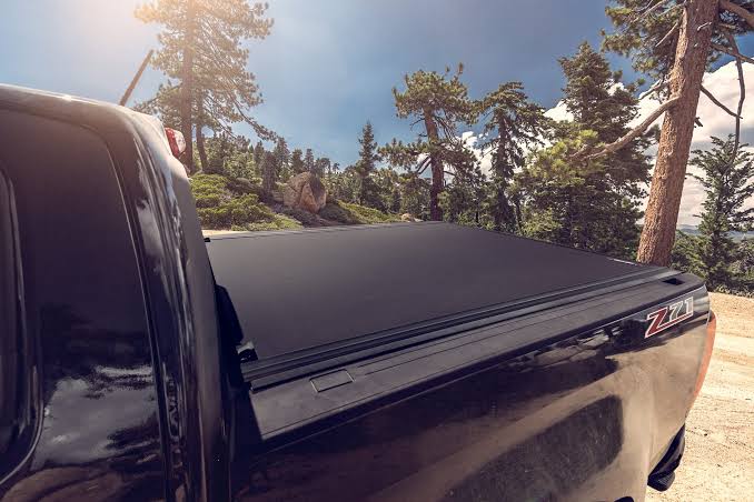 BAK Revolver X4s Rolling Tonneau Cover